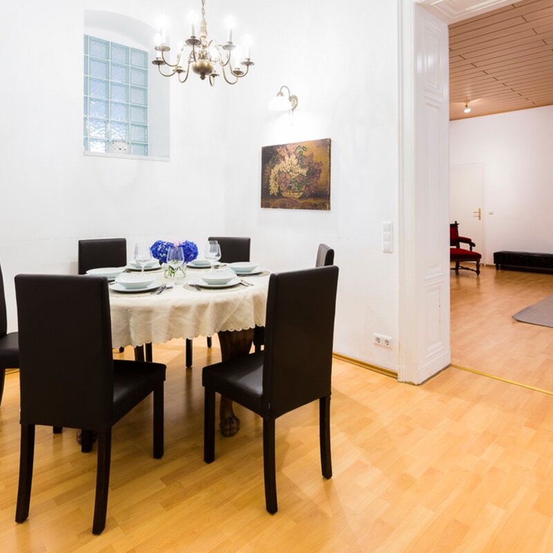 dining room/kitchen