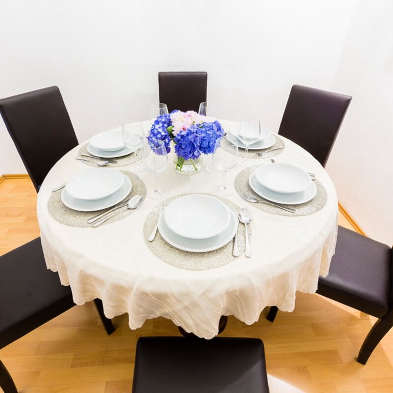 dining room/kitchen