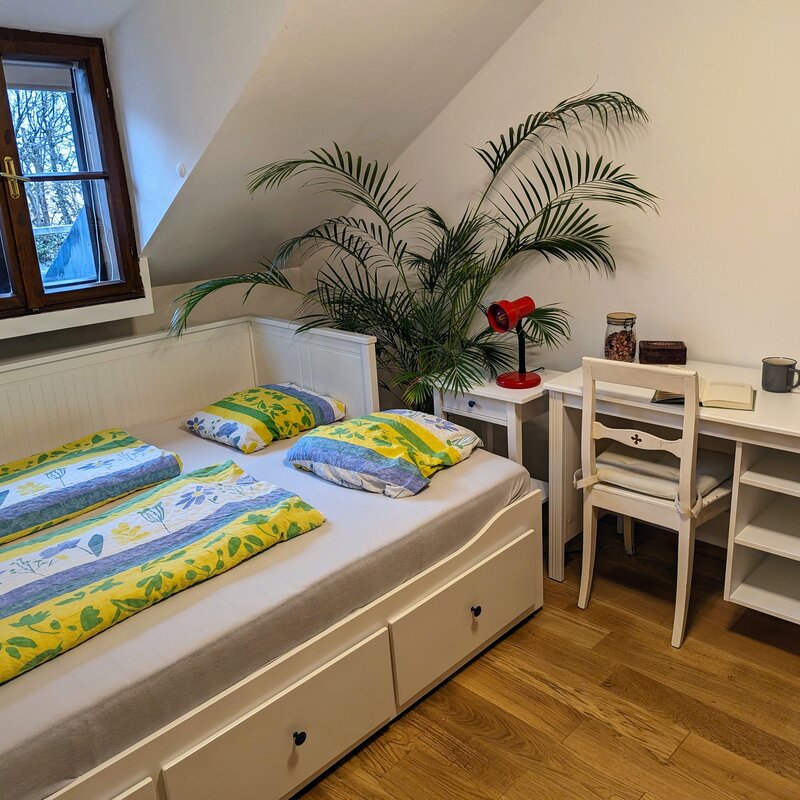 Schlafzimmer 2