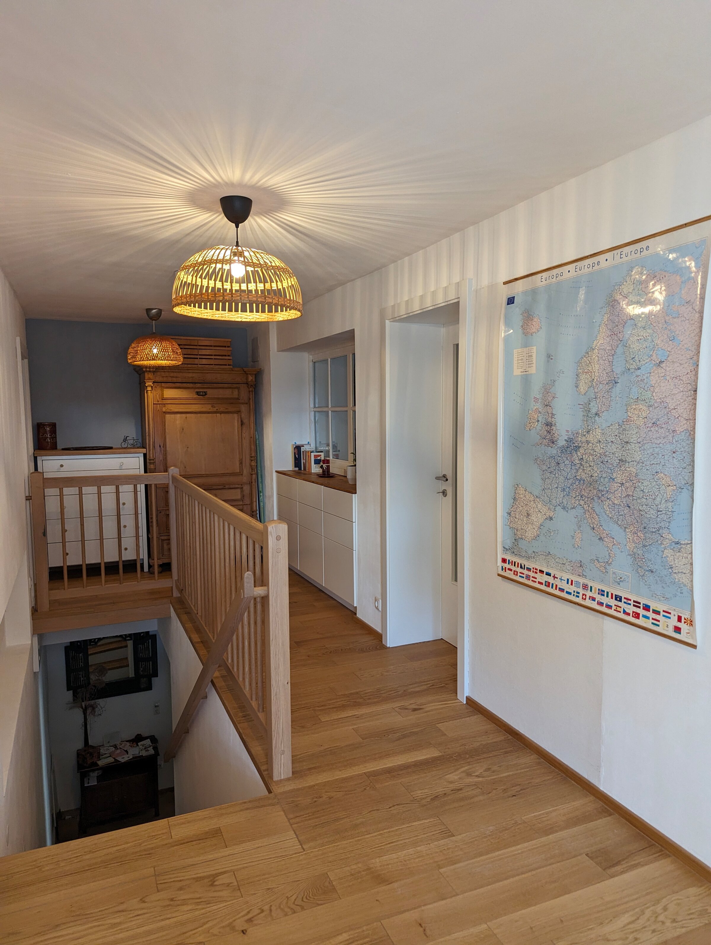 Gang mit Treppenaufgang