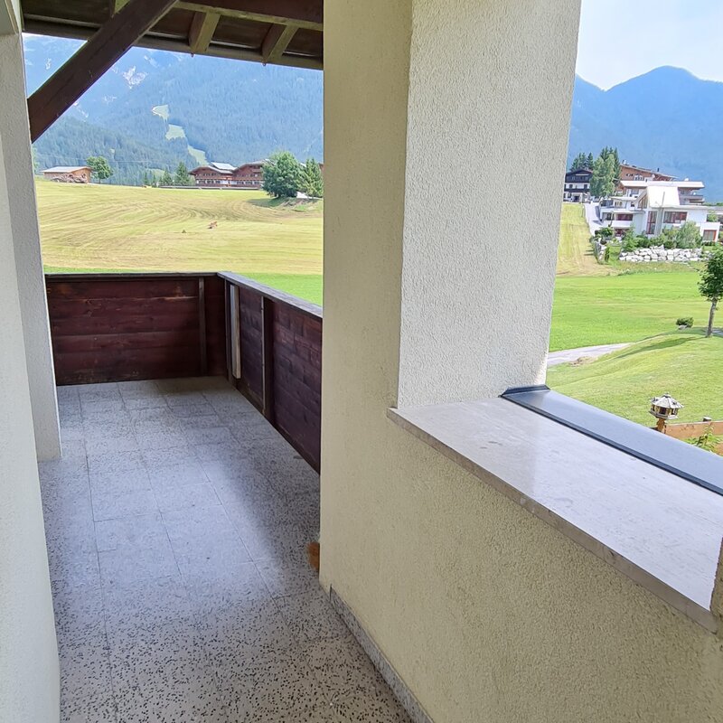 Zugang von Wohnzimmer und Küche | © Kazza