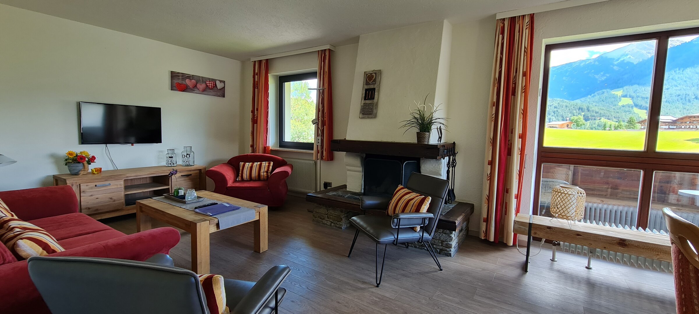 mit Aussicht und offenen Kamin | © Kazza