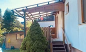 Terrasse zugänglich von Garten