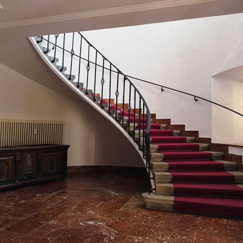 Treppe vom Erdgeschoss ins 1. Obergeschoss