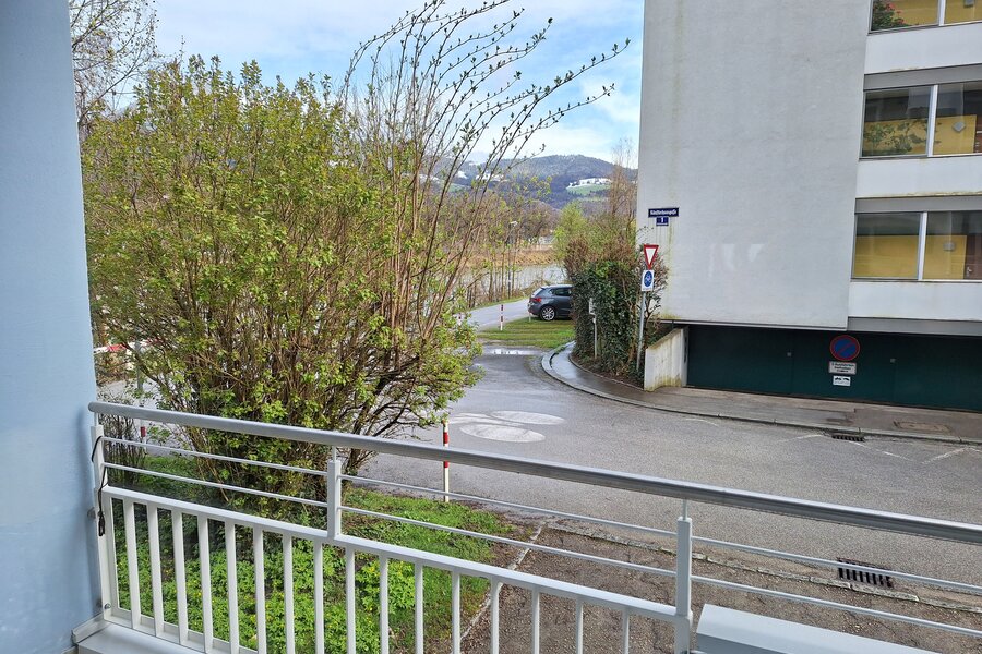 Mit Blick auf Gaisberg und Salzach