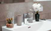 Sink with a large mirror | © All rights reserved