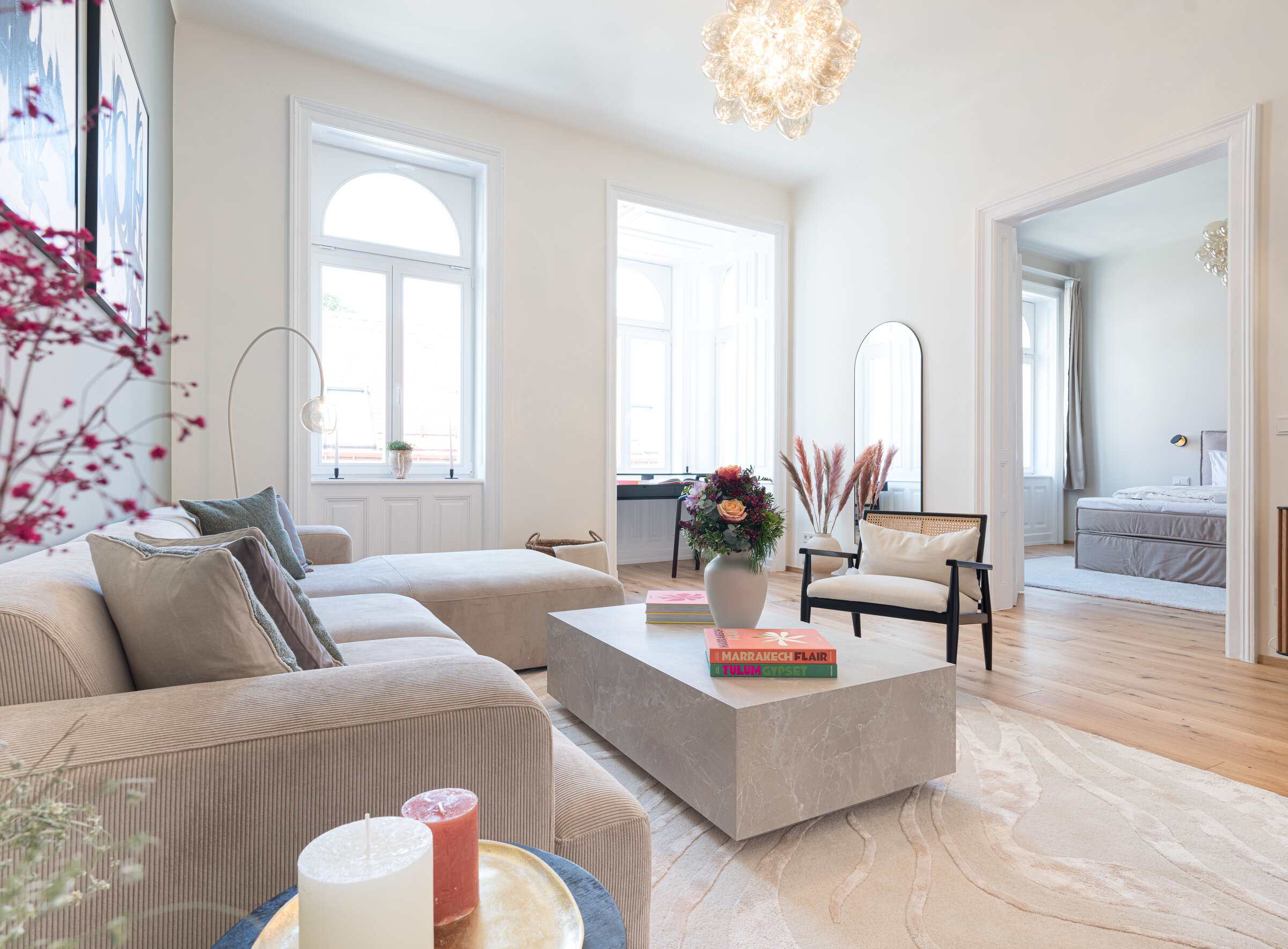 Sunlit living room of a 4-room apartment – temporary housing & short-term rental for 1 to 6 months in Vienna