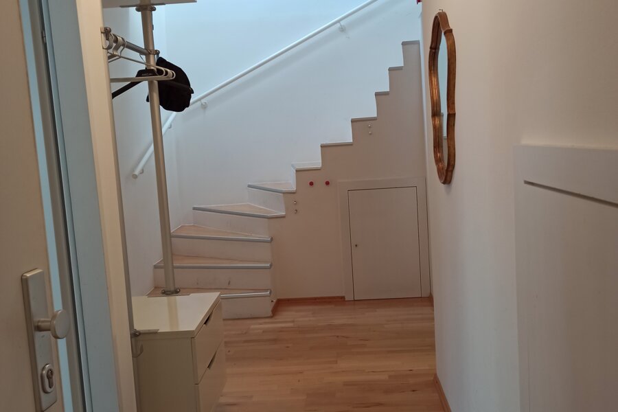 Left door to a bedroom, then office | © G. Blaschitz