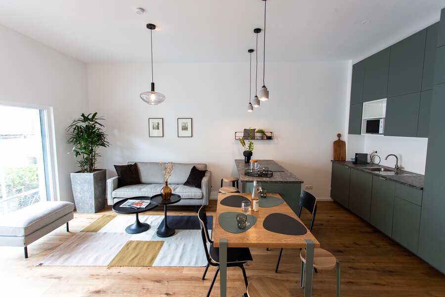 Wohnzimmer & Essbereich | © Bruckner