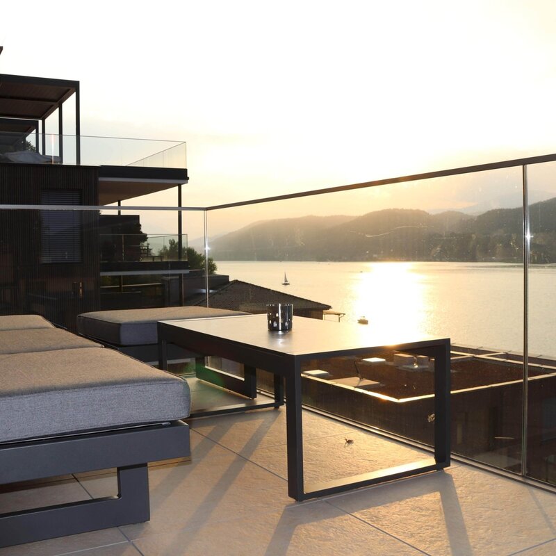 Lounge-Bereich am Balkon