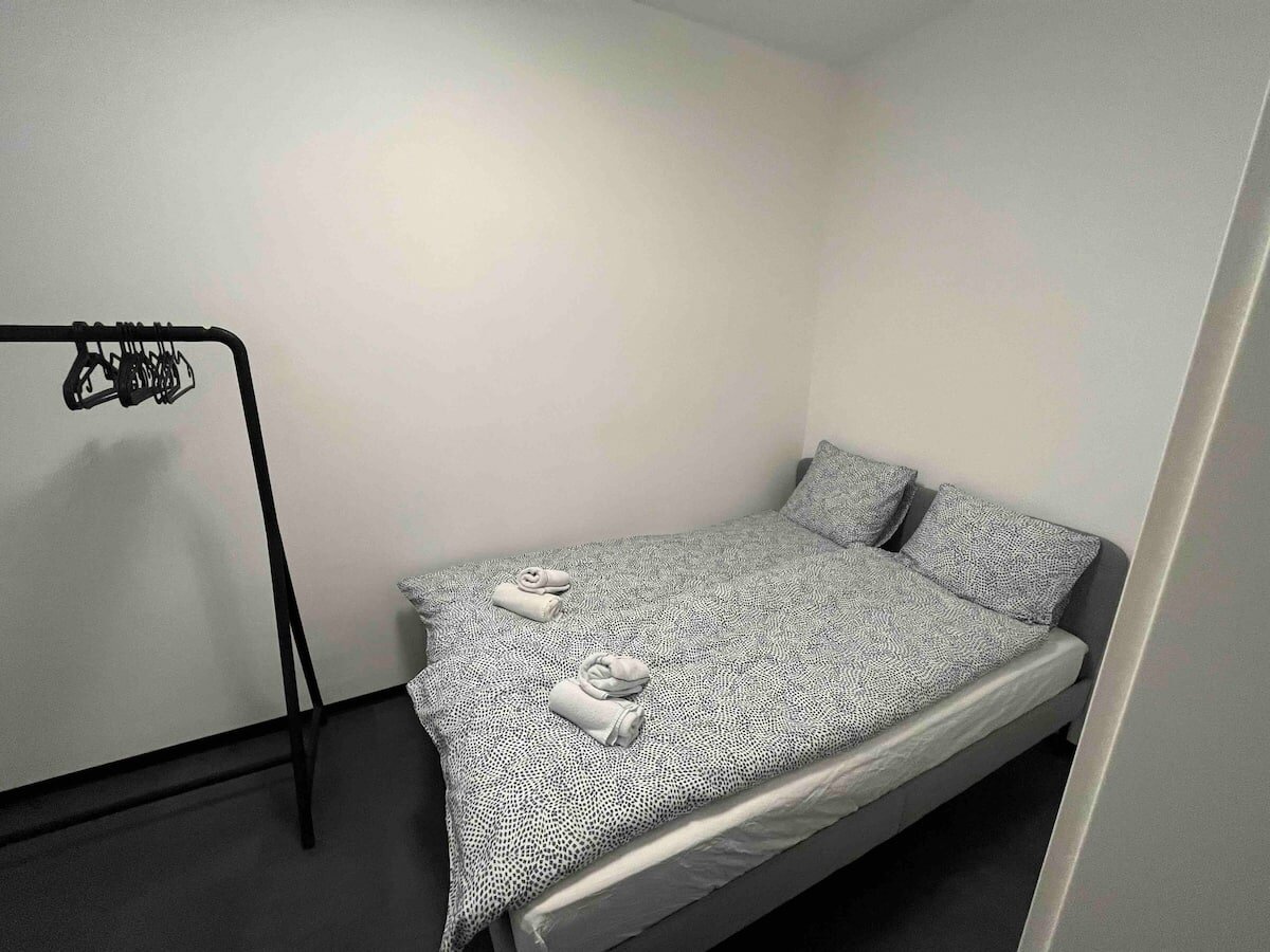 Schlafzimmer 2