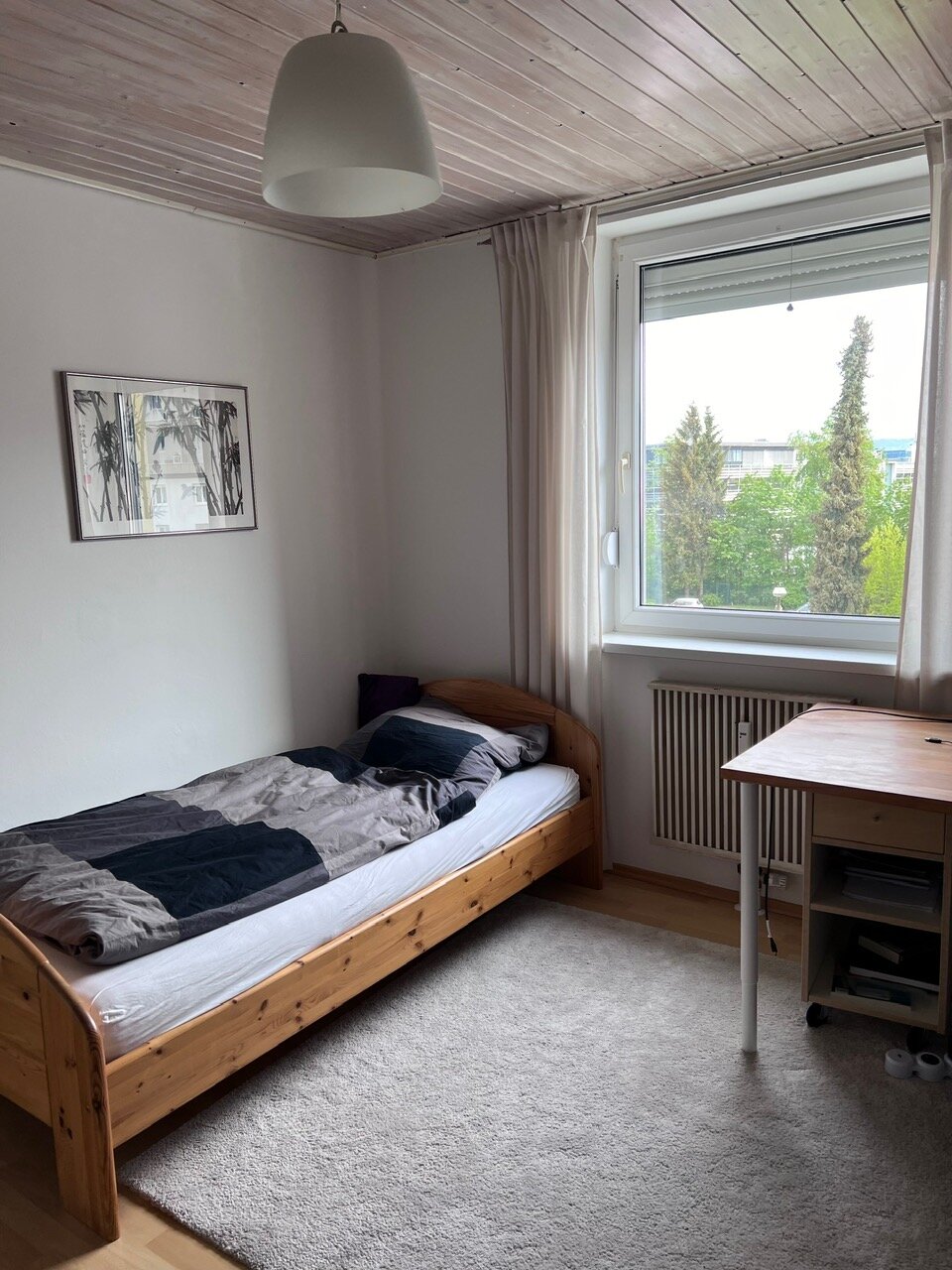 Bedroom with workstation