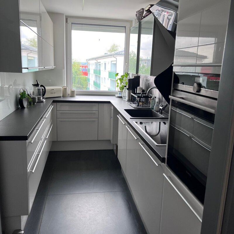 Well-equipped kitchen