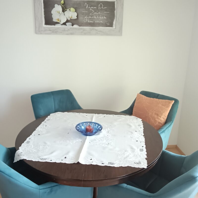 Esstisch/Arbeitsplatz