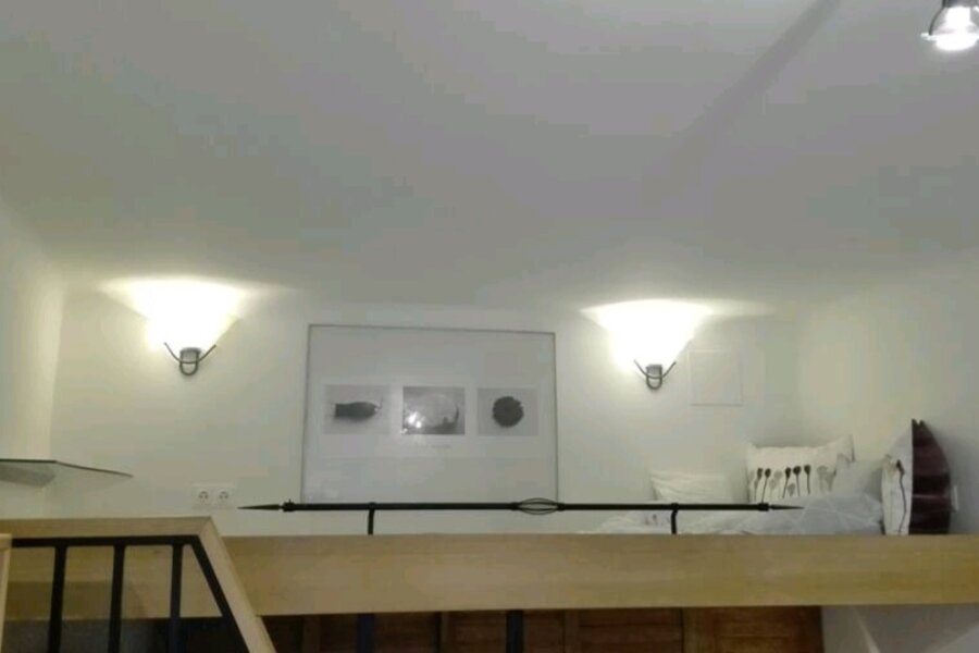 Alternativ auch Schlafcouch vorhanden