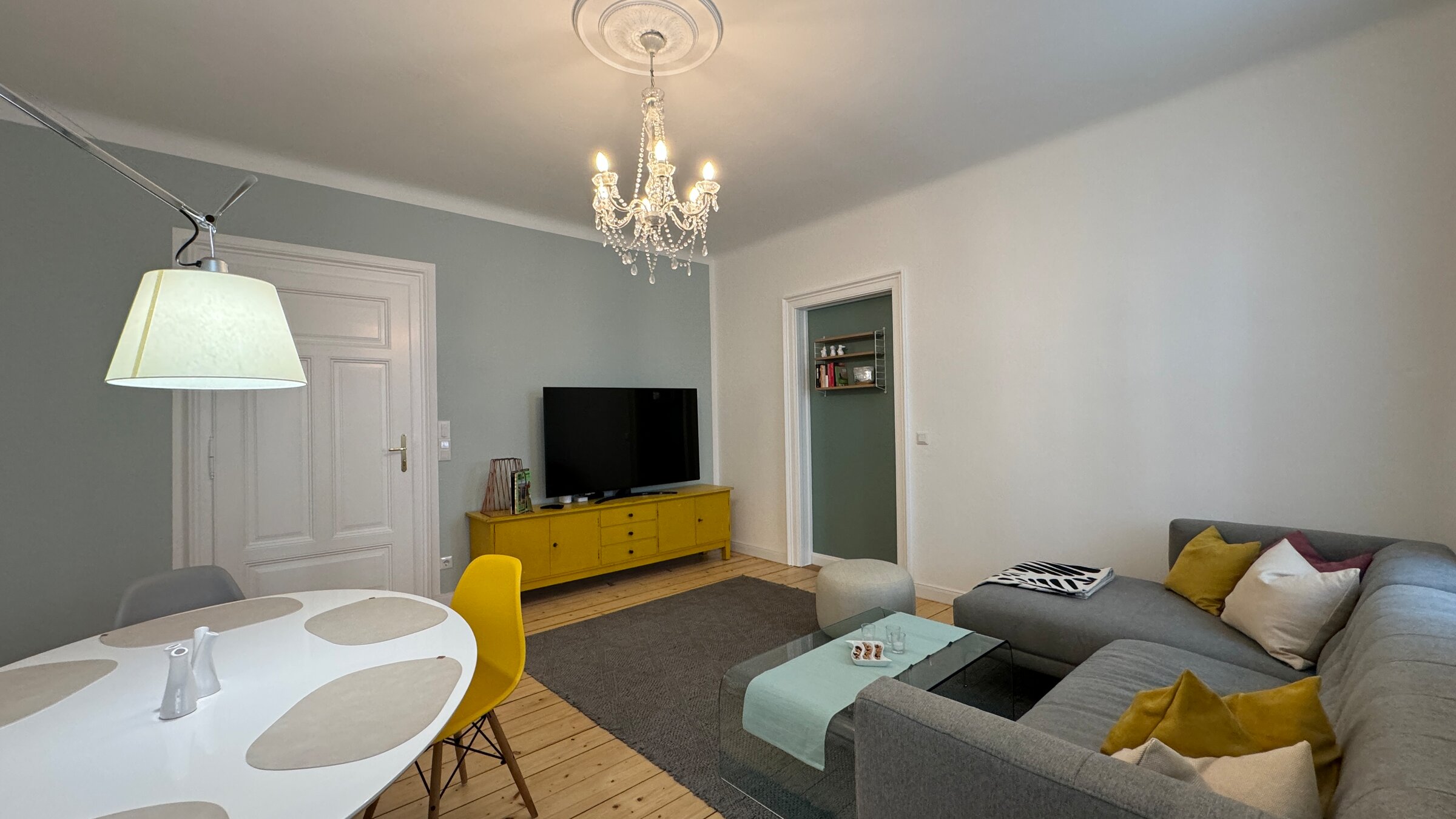 Wohnzimmer 2 | © SHS7