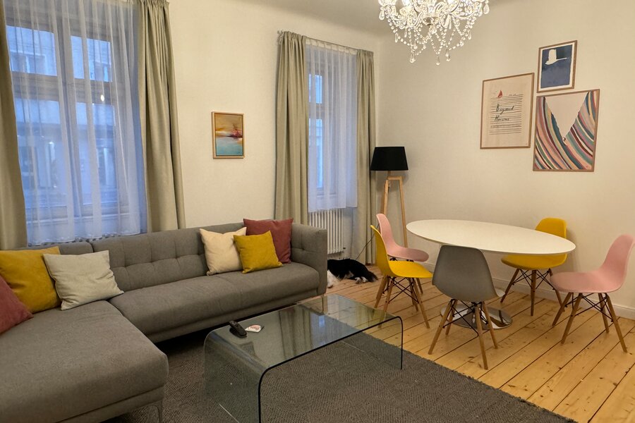 Wohnzimmer 1 | © SHS7