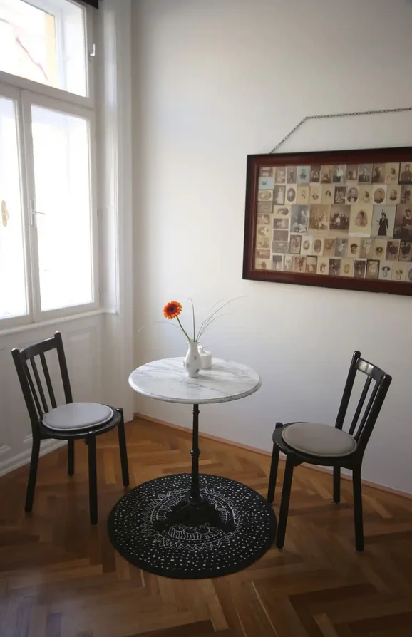 Coffeetable in bedroom