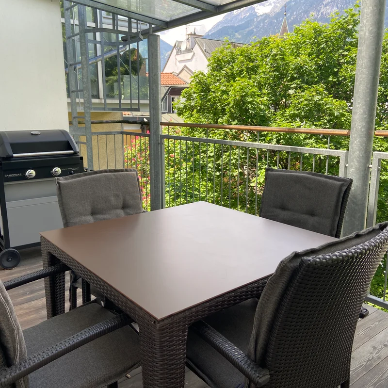 Terrasse mit Essbereich