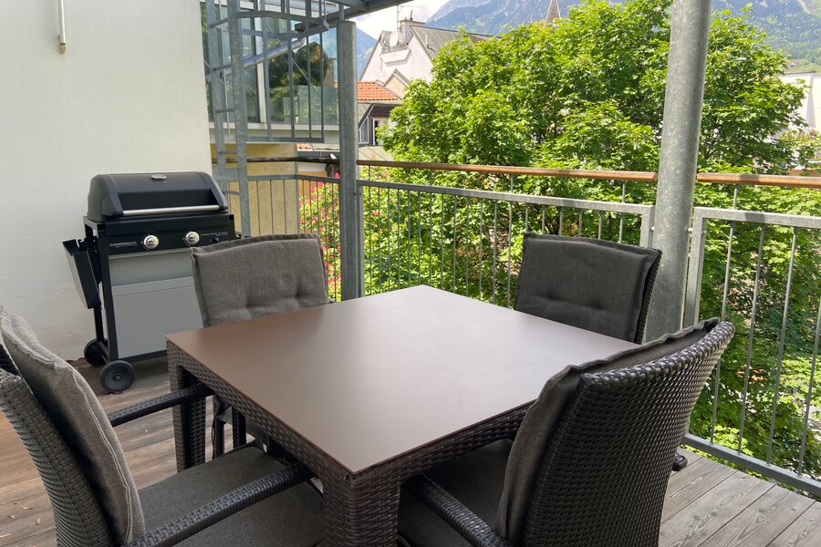 Terrasse mit Essbereich