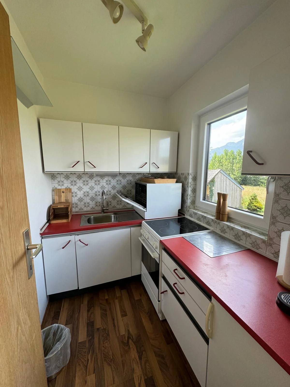 Vollausgestattete Küche 