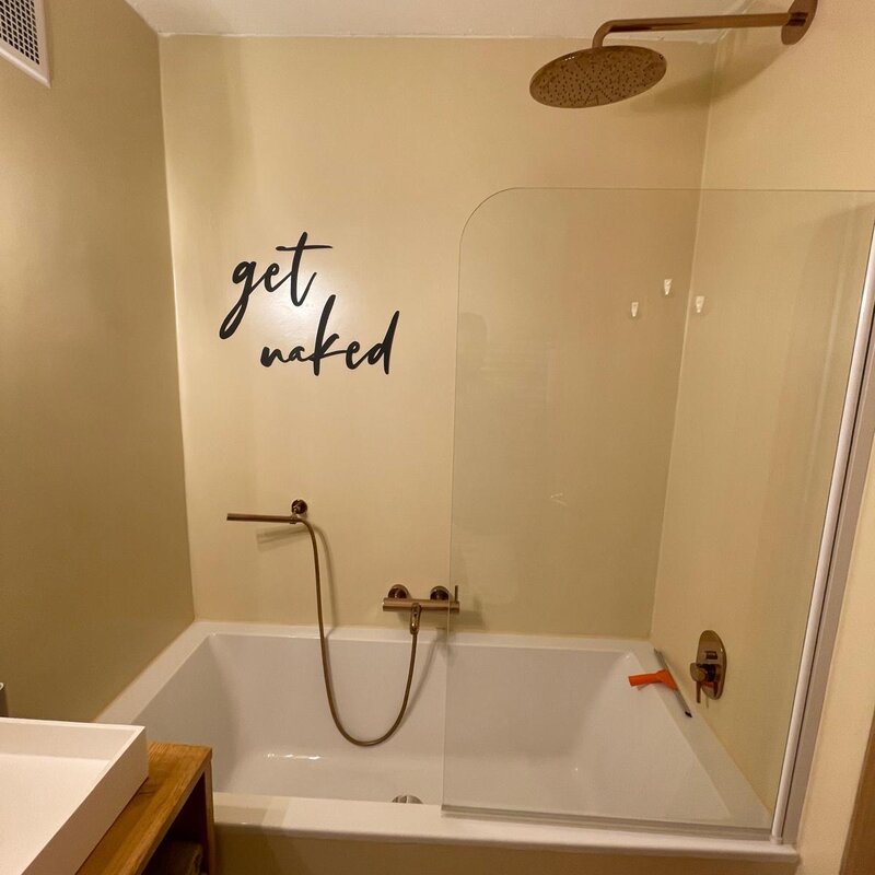 Bathroom with bathtub