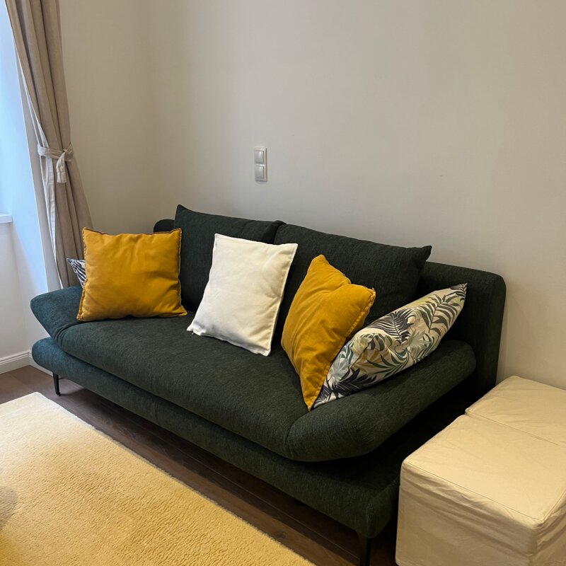 Living/dining room: Sofa