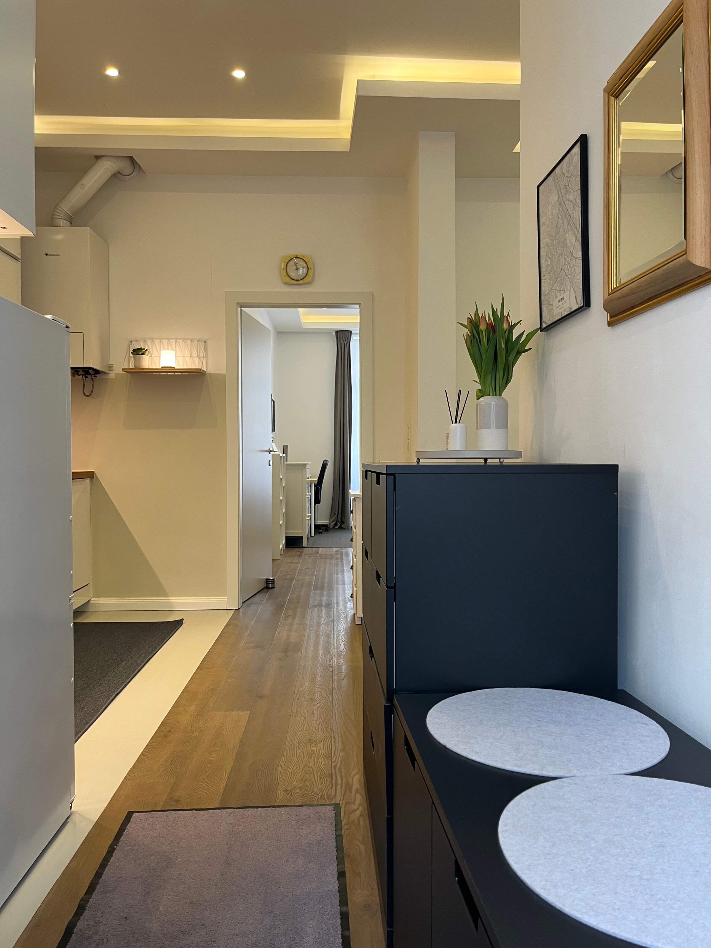 Looking ahead: through the kitchen to the sleeping/working area