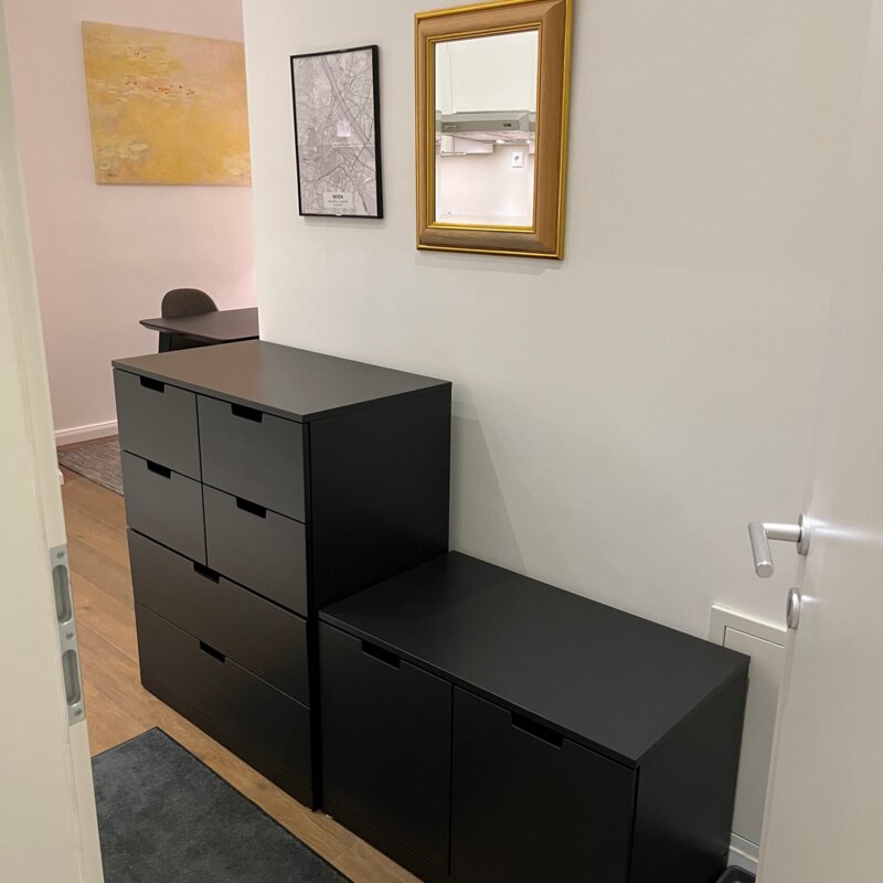 Short corridor to the kitchen and the living room