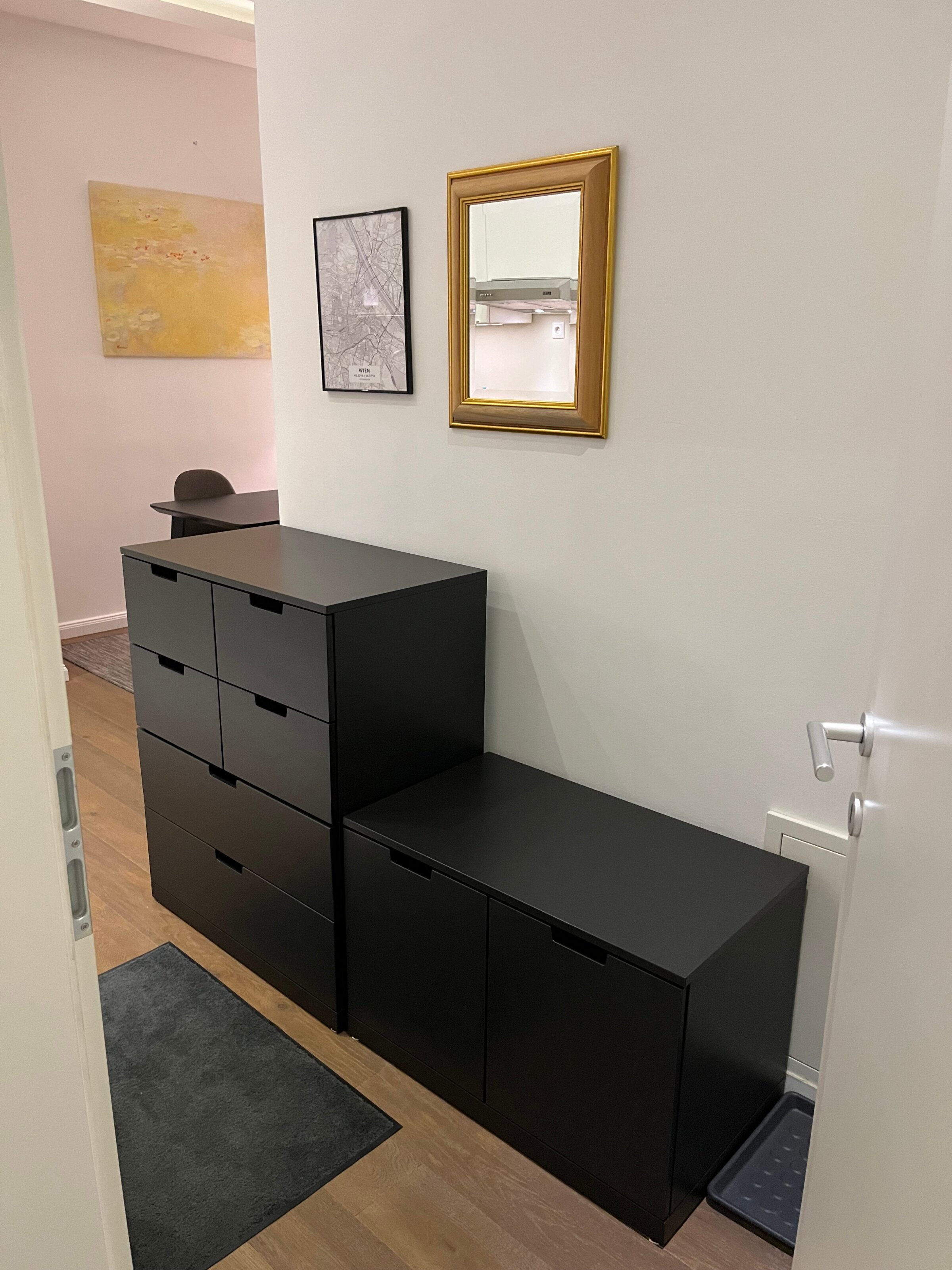 Short corridor to the kitchen and the living room