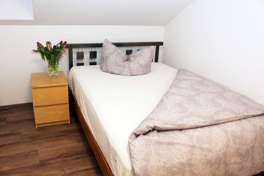 Schlafzimmer 2