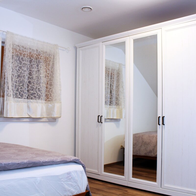 Schlafzimmer 2
