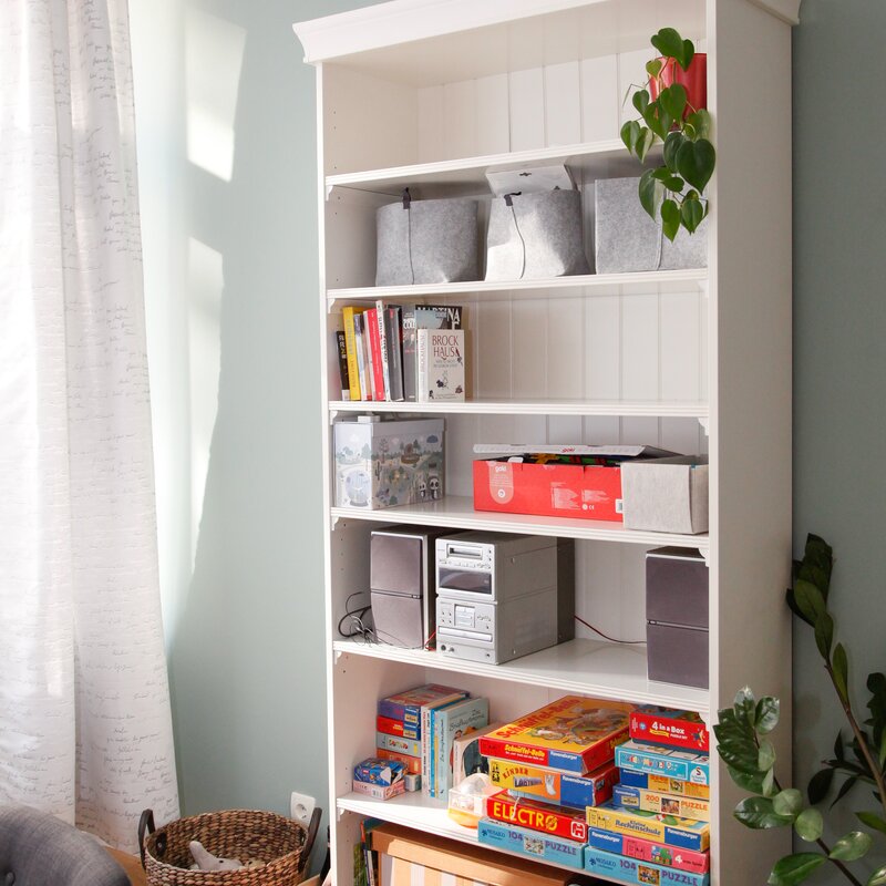 Wohn- Esszimmer Bücherregal