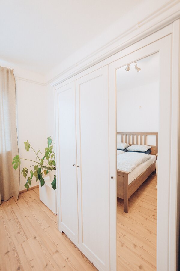 cupboard in bedroom 1 | © Maier