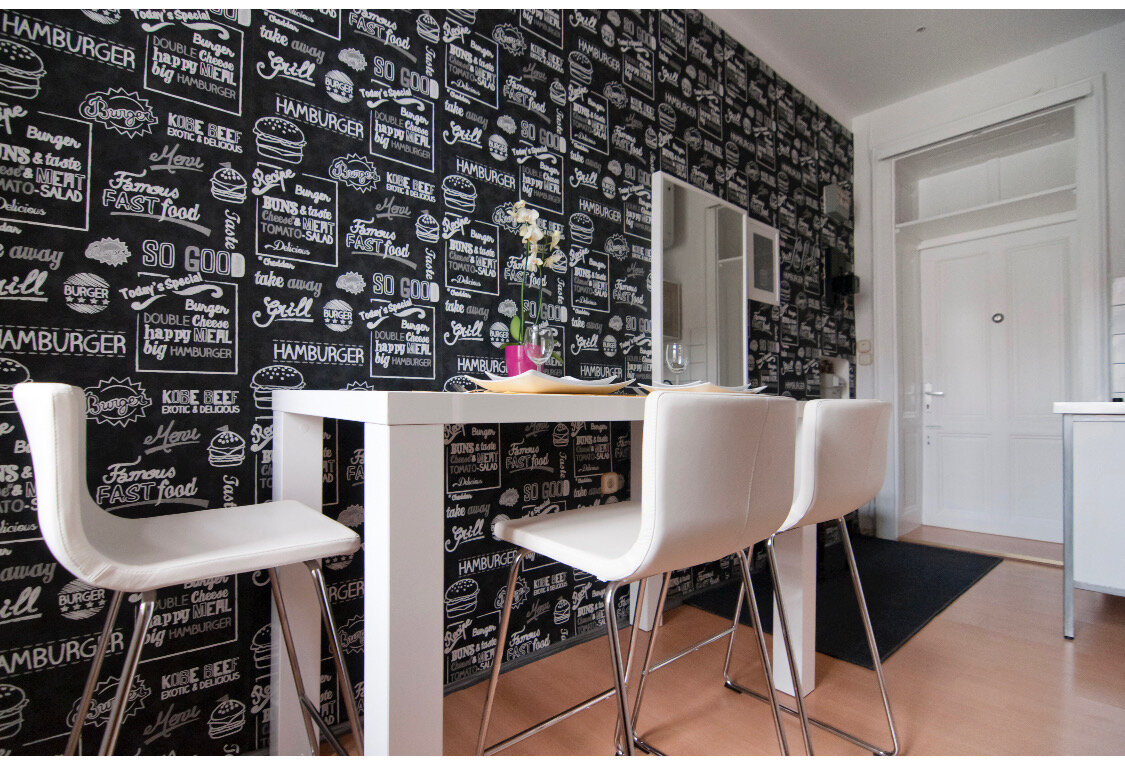 Esszimmer mit Küchenzeile