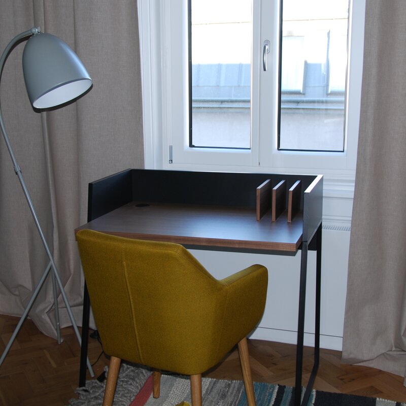 writing desk