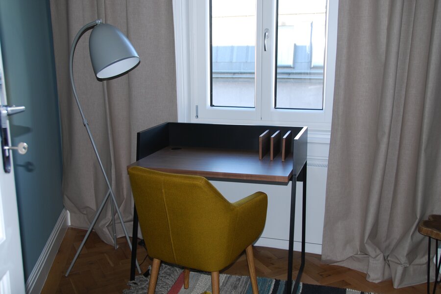 writing desk