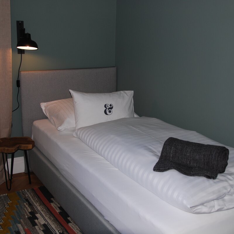 single bed