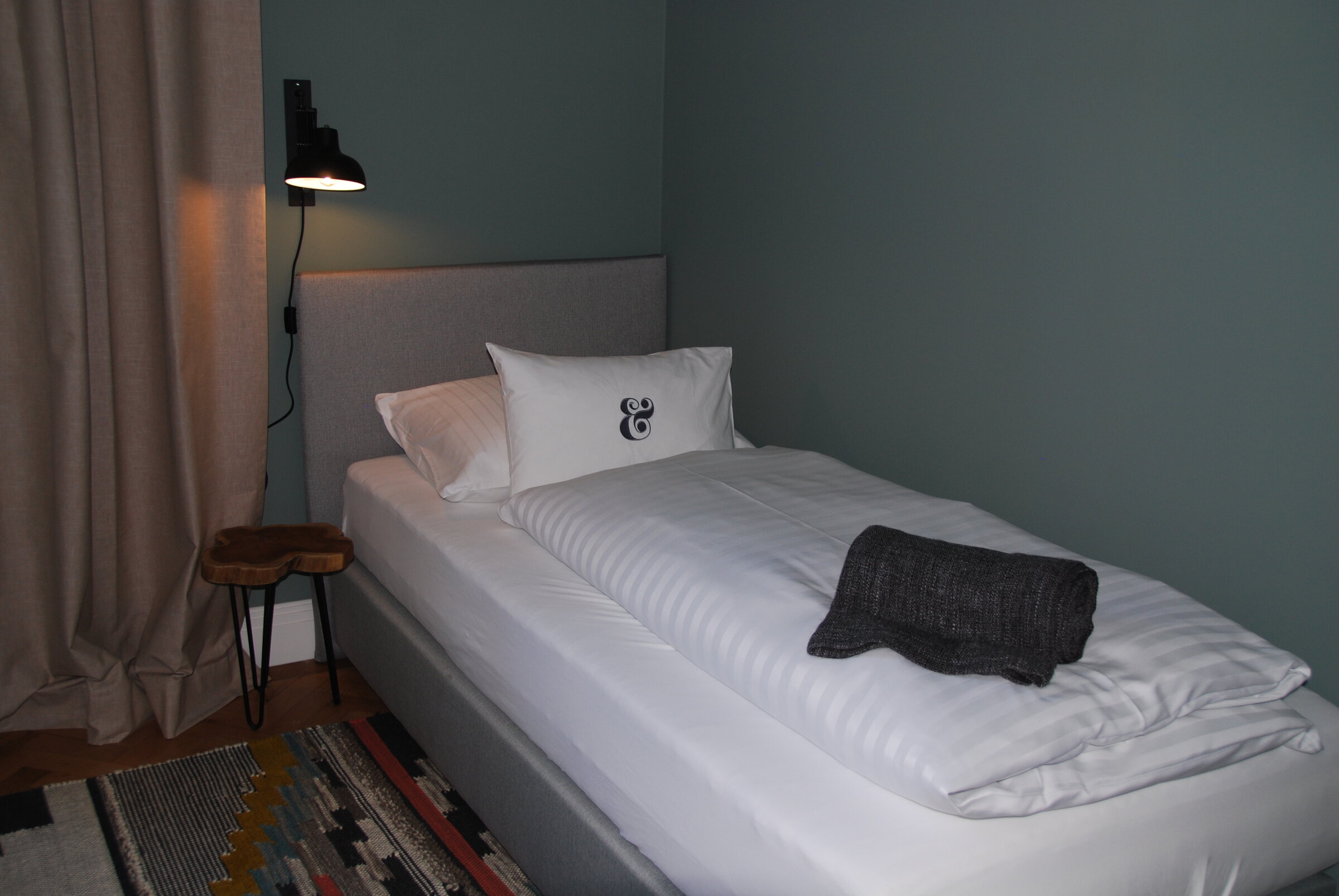 single bed