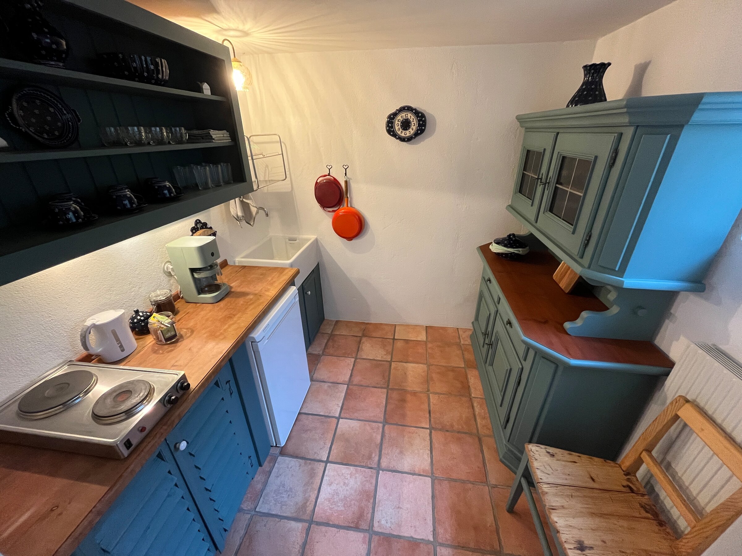 voll ausgestattete Küche