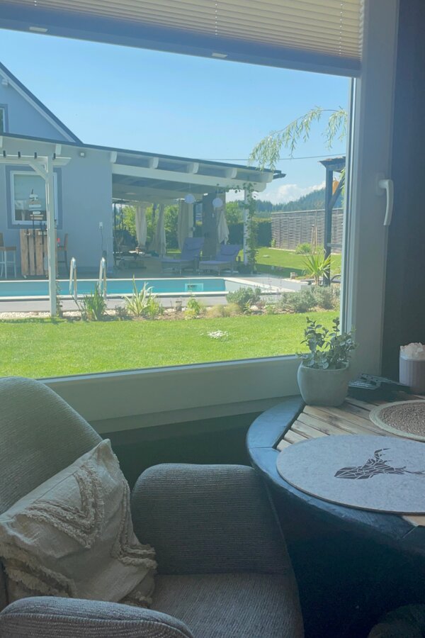 Der Ausblick vom Esstisch aus