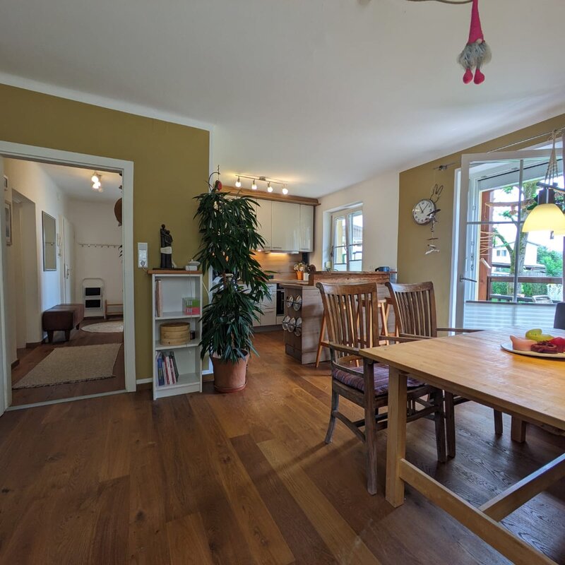 Living kitchen overview