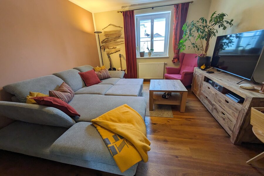 living room, TV, PS4, Internet Radio 