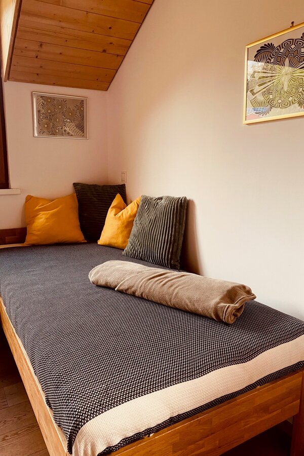Einzelbett