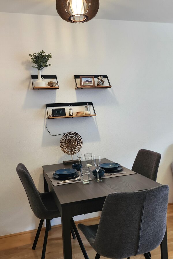 Esstisch im Wohnzimmer