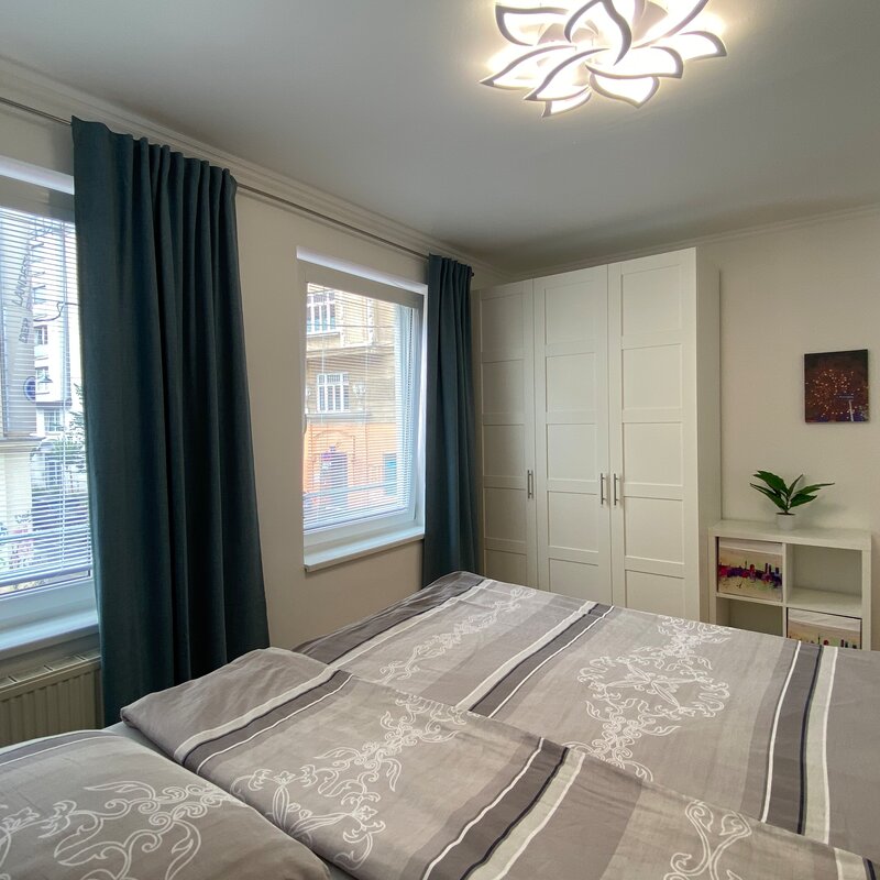 Bequemes Boxspringbett 180x200 | © Naschmarkt Living