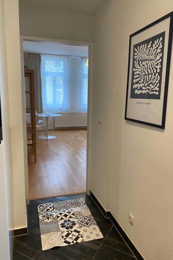 Blick ins Wohn- und Schlafzimmer