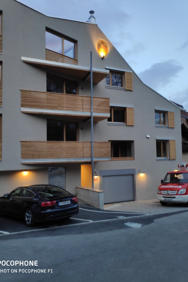Mehrparteienhaus 