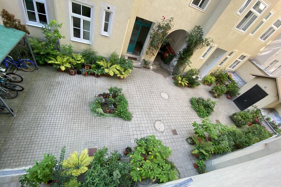 1st Courtyard