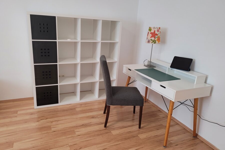 Arbeitsplatz im Wohn/Arbeitszimmer